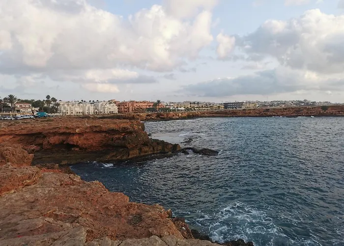 Appartement Casa Del Angel , Cosy 2 Bed Apartment,150m From Playa Locos Beautiful Swimming Pool