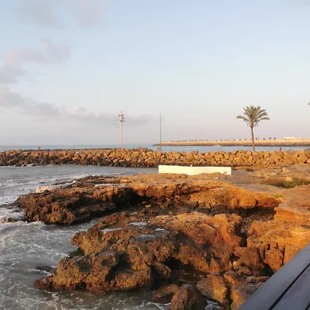 Casa Del Angel , Cosy 2 Bed Apartment,150m From Playa Locos Beautiful Swimming Pool *