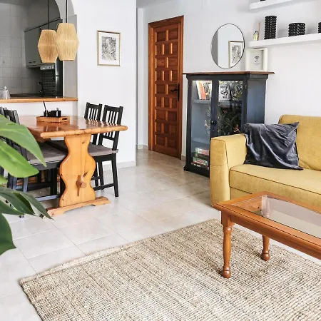 Casa Del Angel , Cosy 2 Bed Apartment,150m From Playa Locos Beautiful Swimming Pool Apartamento