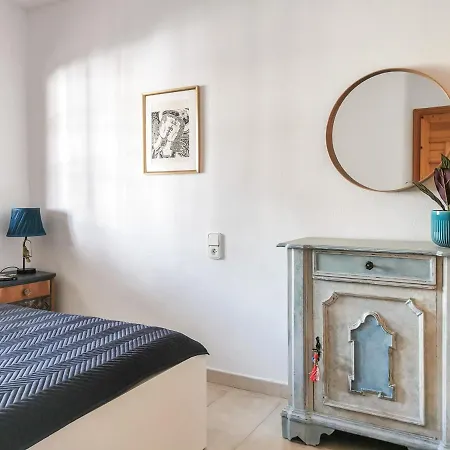 Casa Del Angel , Cosy 2 Bed Apartment,150m From Playa Locos Beautiful Swimming Pool * Torrevieja