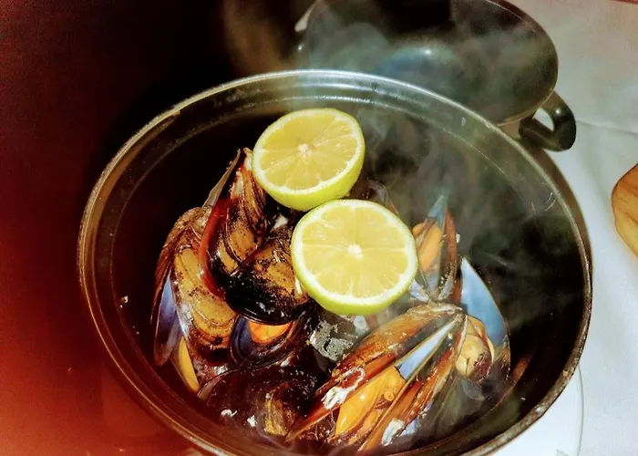 Apartment Casa Del Angel , Cosy 2 Bed Apartment,150m From Playa Locos Beautiful Swimming Pool *