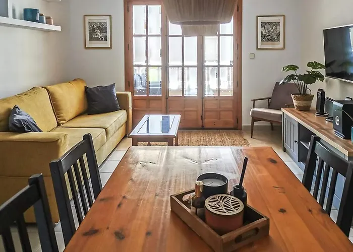 Casa Del Angel , Cosy 2 Bed Apartment,150m From Playa Locos Beautiful Swimming Pool Apartamento